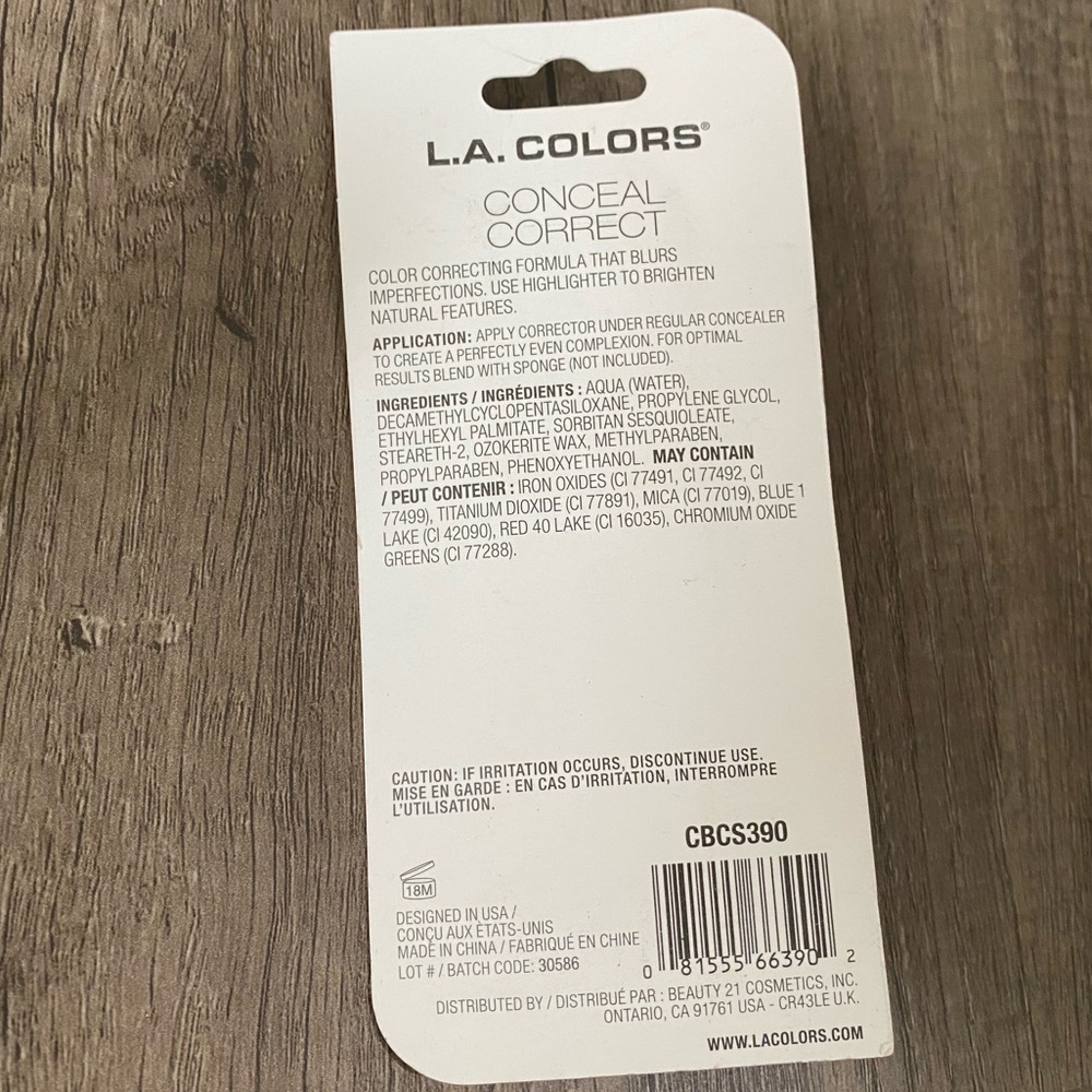 L.A. COLORS Conceal Correct Highlighter CBCS390 Smooth Coverage 0.13oz Set of 3 - Picture 3 of 3